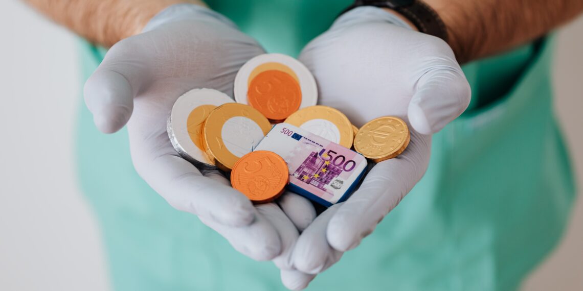 Budget-Friendly Healthcare: 10 Tips to Save on Insurance