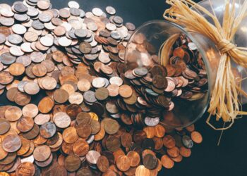 Saving Secrets: Build Wealth Rapidly